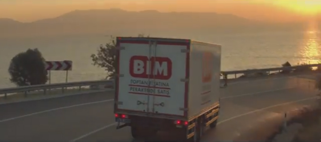 Bim Reklamı 2017 (Bir Marketin Hikayesi Reklam Filmi) Videosu izle